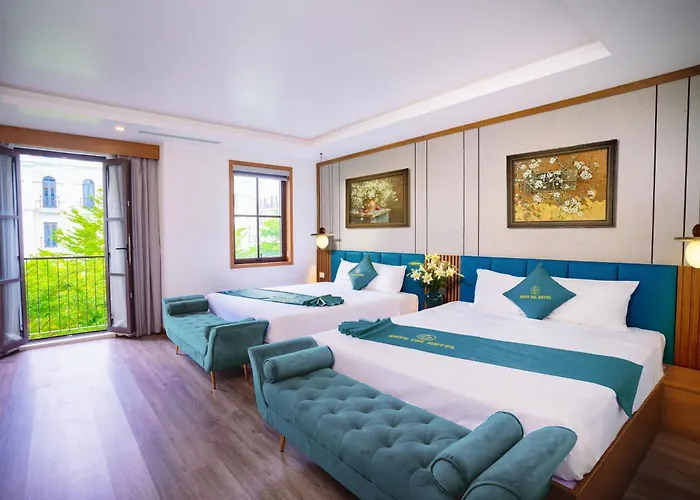 Khách sạn Crystal 4*