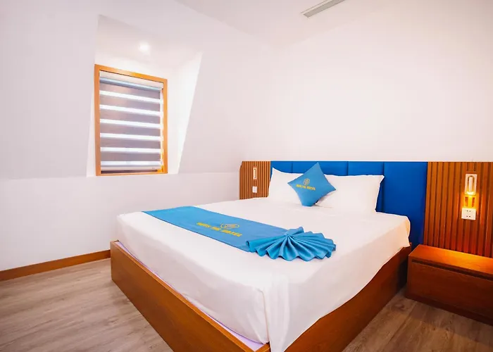 Crystal Khách sạn 4*