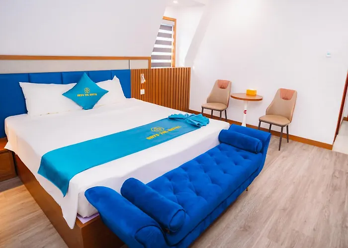 Crystal Khách sạn 4*