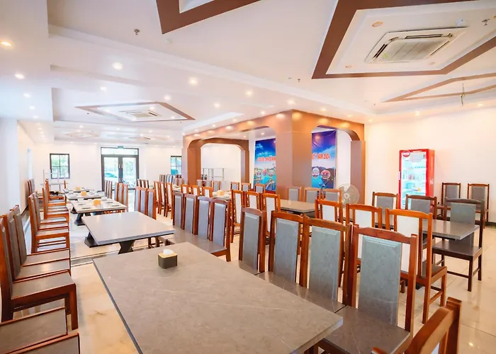 Crystal Khách sạn Hạ Long